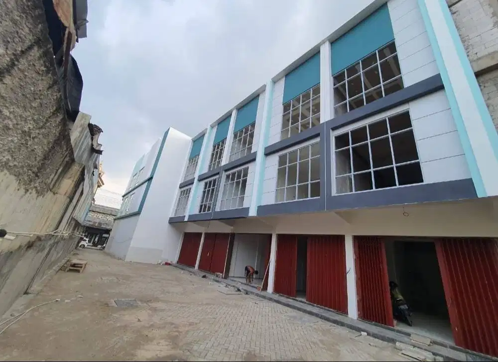 Lokasi strategis Cocok Untuk Usaha Dekat PAKUWON MALL Nol RAYA LONTAR