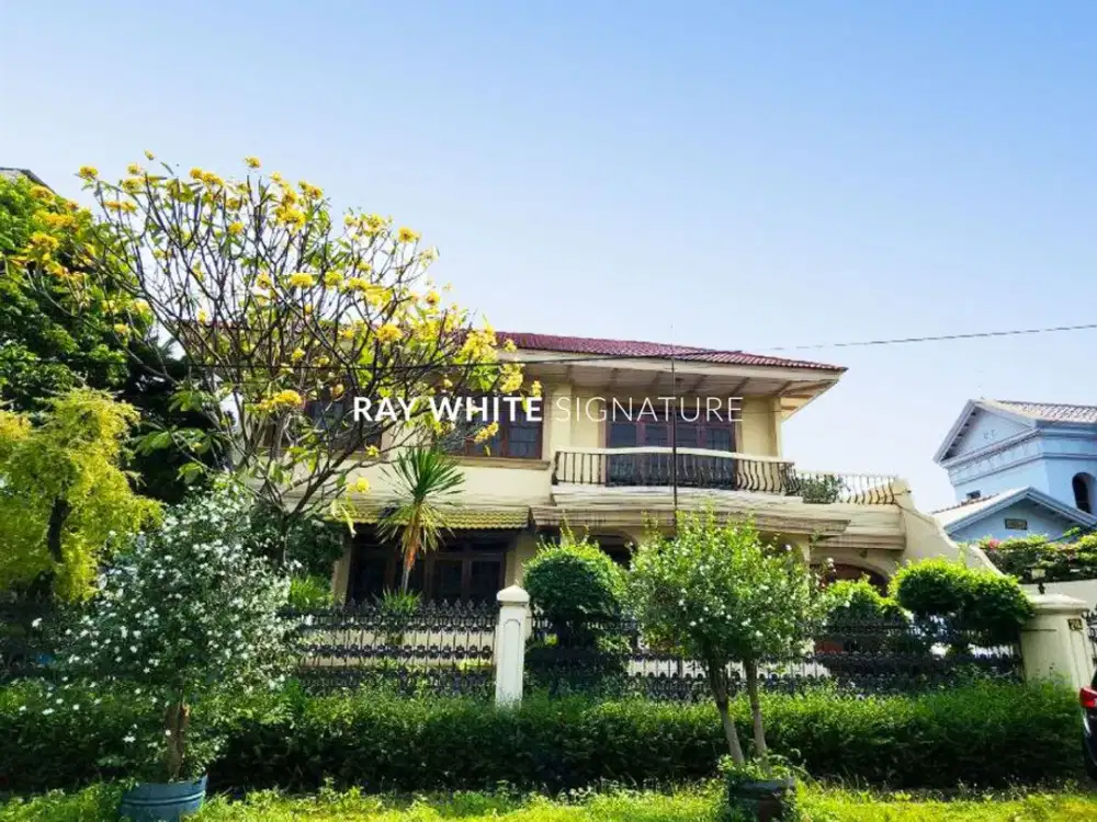 Rumah Double Hook di Cempaka Putih Tengah Cocok Untuk Usaha Dekat Jalan Raya