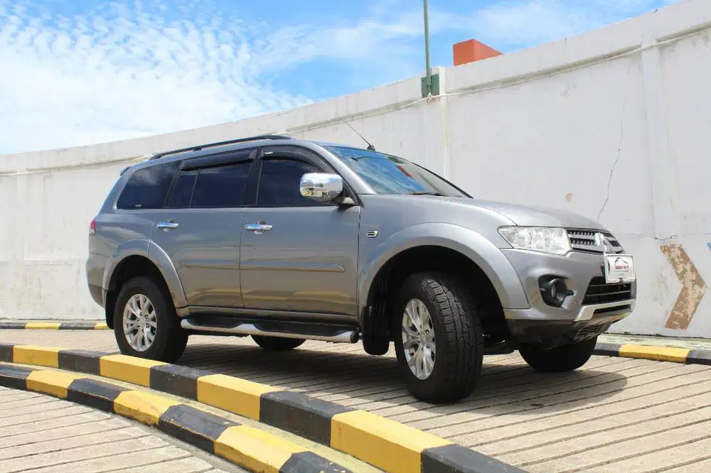 [LOW KM][ANTIK] Mitsubishi Pajero Exceed Matic AT 2015 nik 2014 dakar