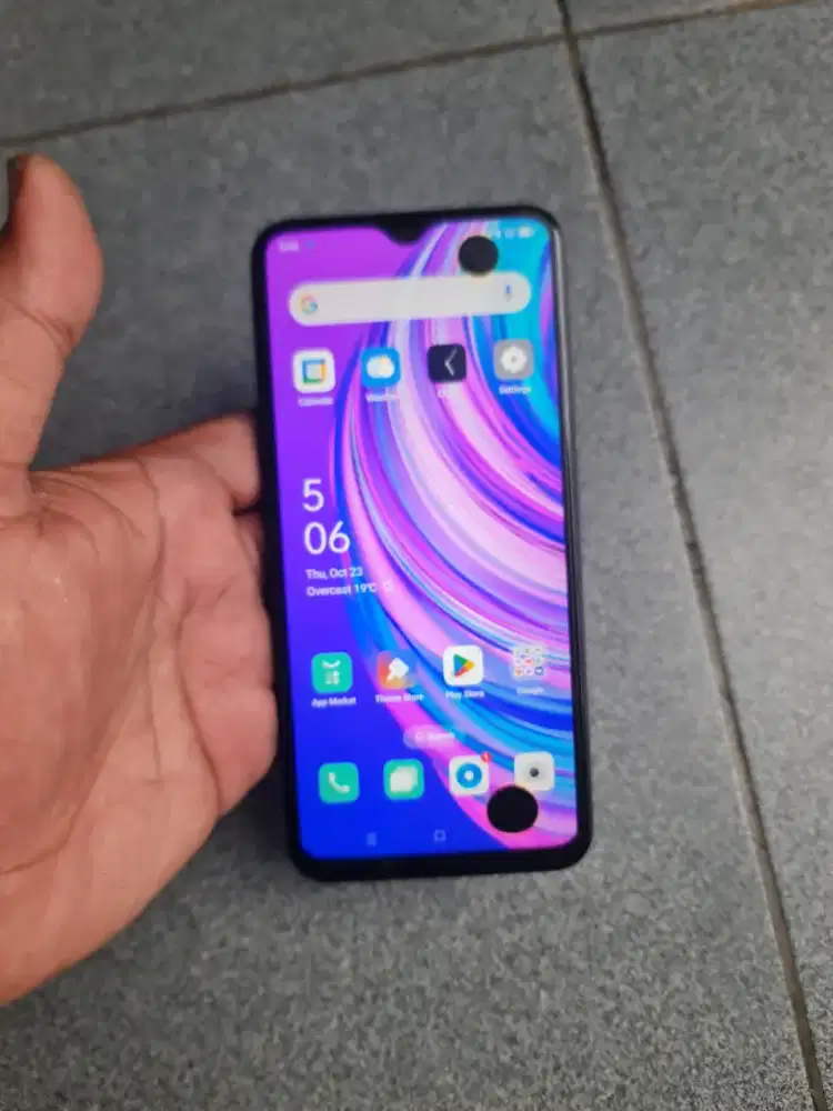 oppo f11 4/128 ada minus