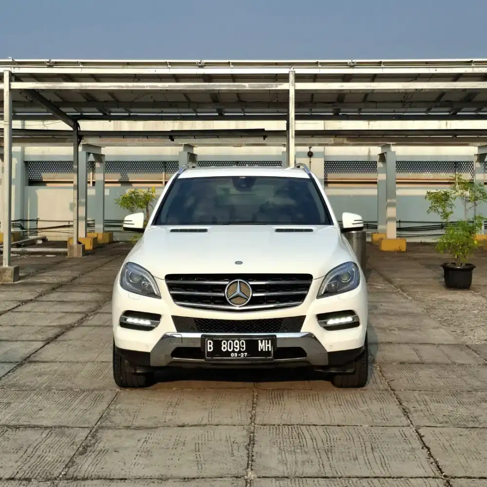 (Low Km)Mercy ML 250 CDi 2.2 AT. Tahun 2014. Putih. Perfect cond
