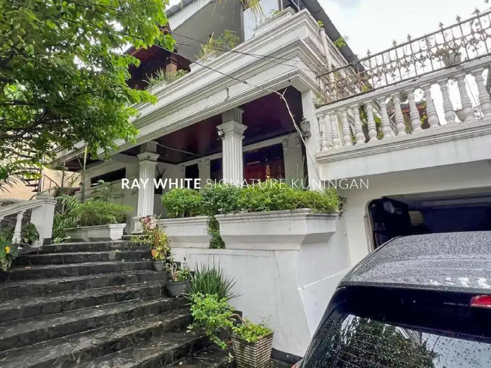 Rumah Pinggir Jalan 2 Arah di Tebet Timur Raya Zona Komersial