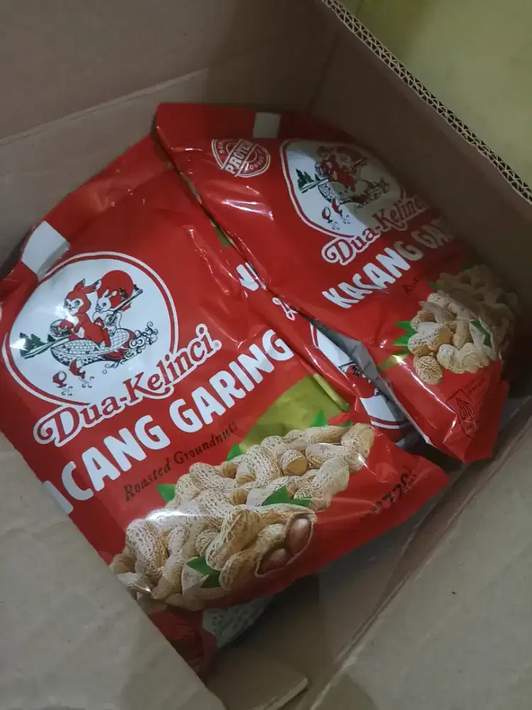 Dua kelinci kacang garing 720gr 65000
Garuda kacang kulit 370gr 40000