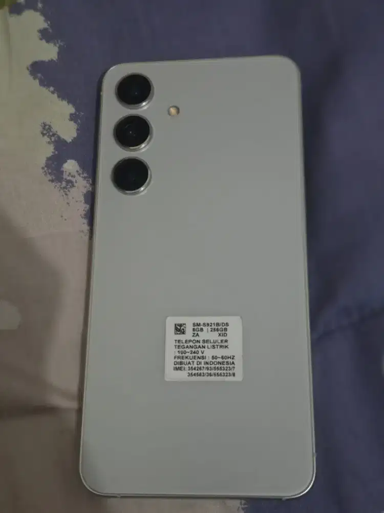 SAMSUNG 24 GLAXY