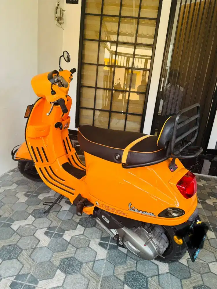 VESPA S 125 IGET FACELIFT (UNIT DISCONTINUED)