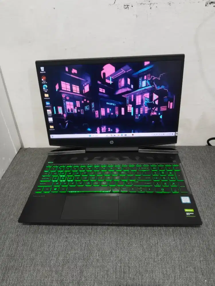 HP Pevilion Gaming15-dk0xxx
Core i7 VGA GTX4GB
Ram 16GB
SSD256+HDD 1TB