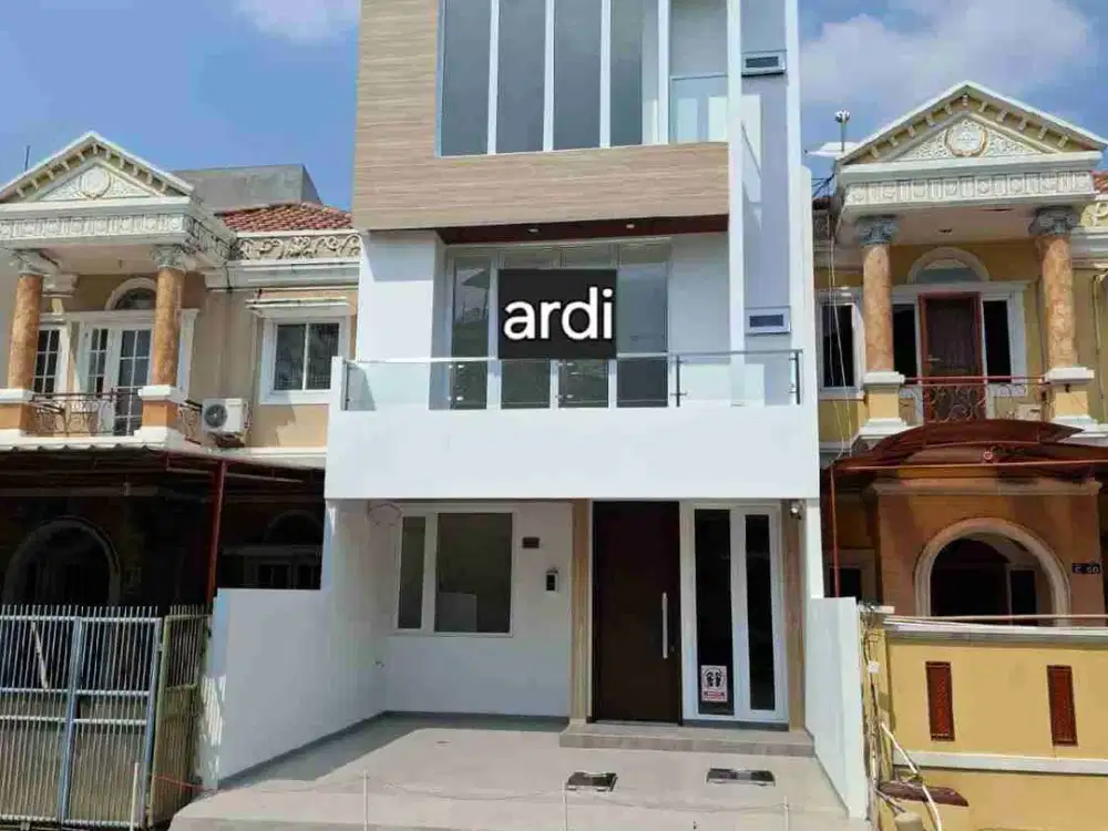 Dijual rumah baru, 3 lt depan taman City resort cluster Malibu