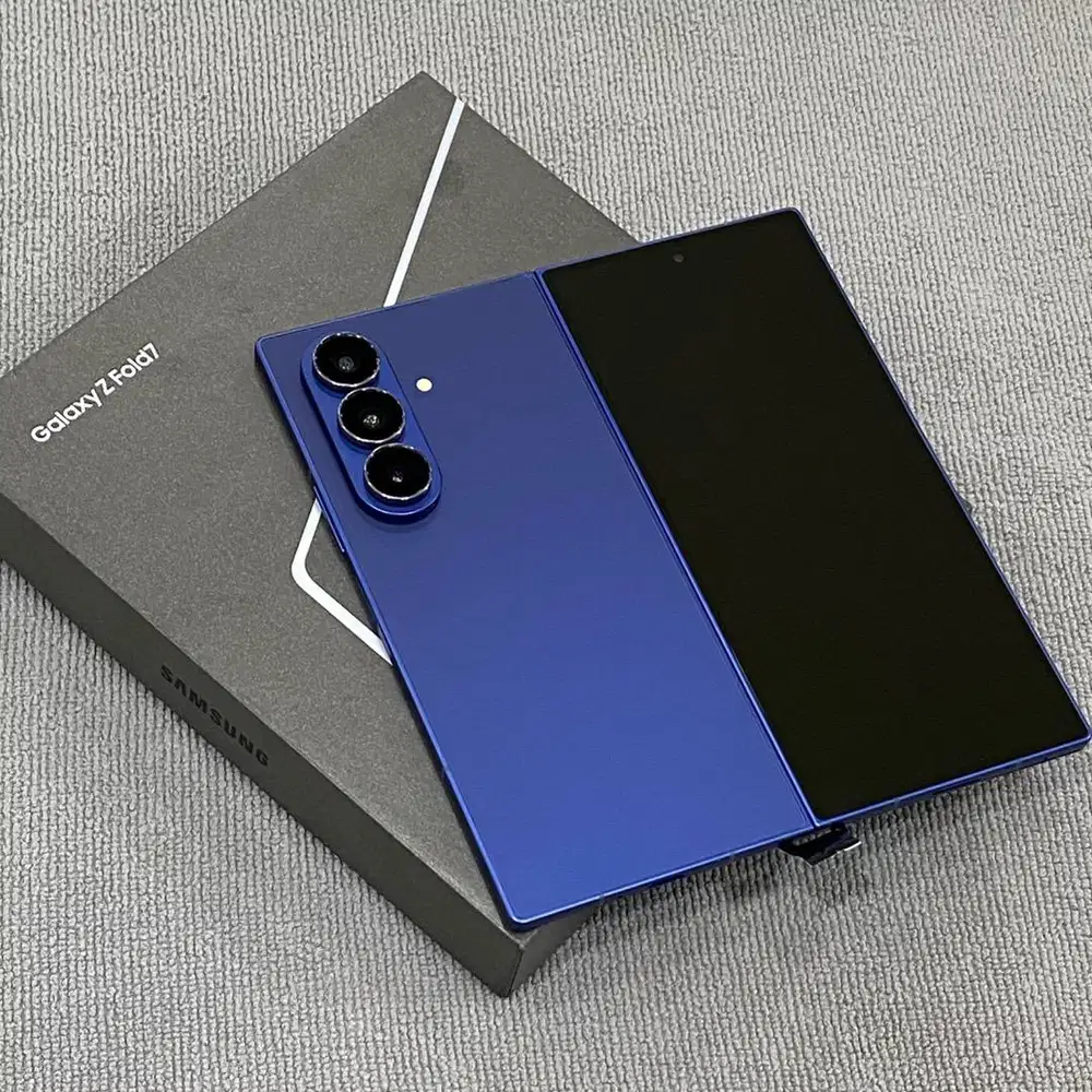 Samsung Z Fold 7 12/512GB Blue Shadow like new