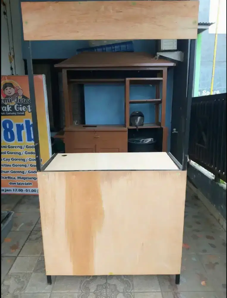 Booth jualan serba guna
