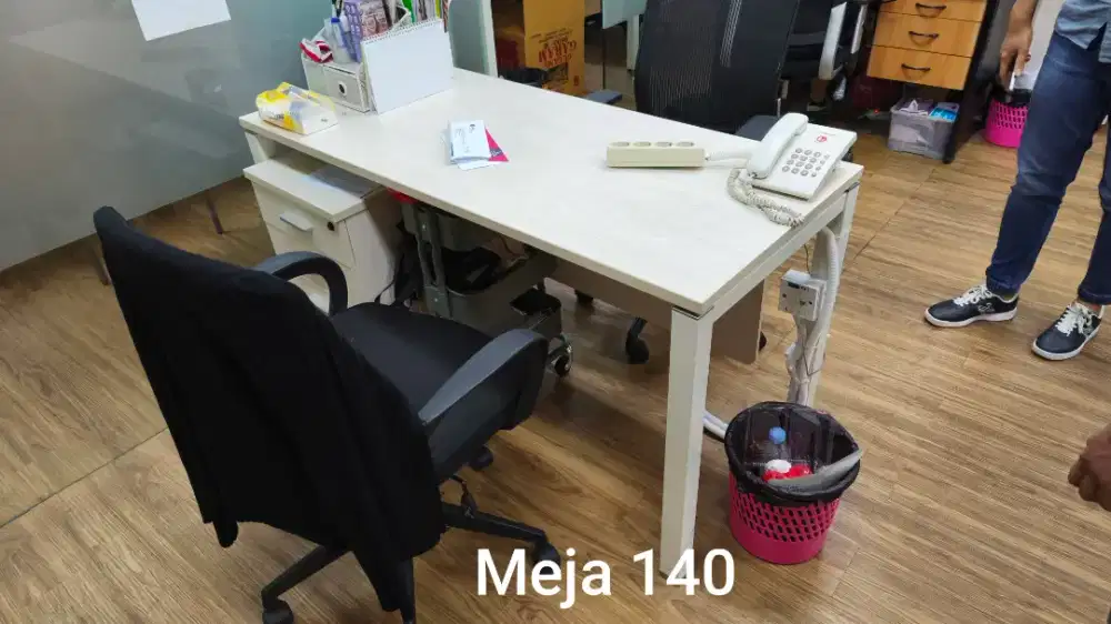 Jual Furniture Kantor Bekas