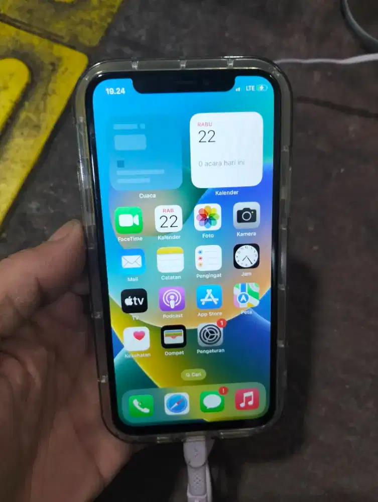 iphone x   64 gb inter