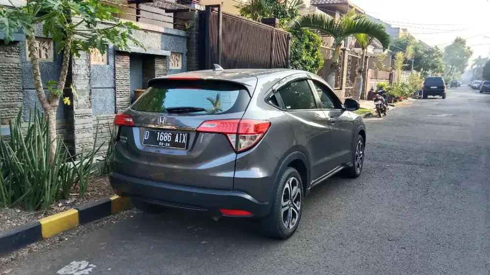 Honda hrv 2021 matic DP 7 juta