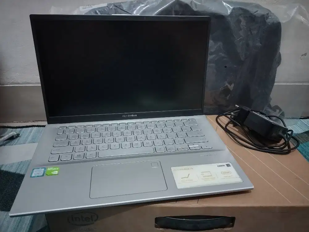 Asus Vivobook 14 A412fL 12Gb 512Gb