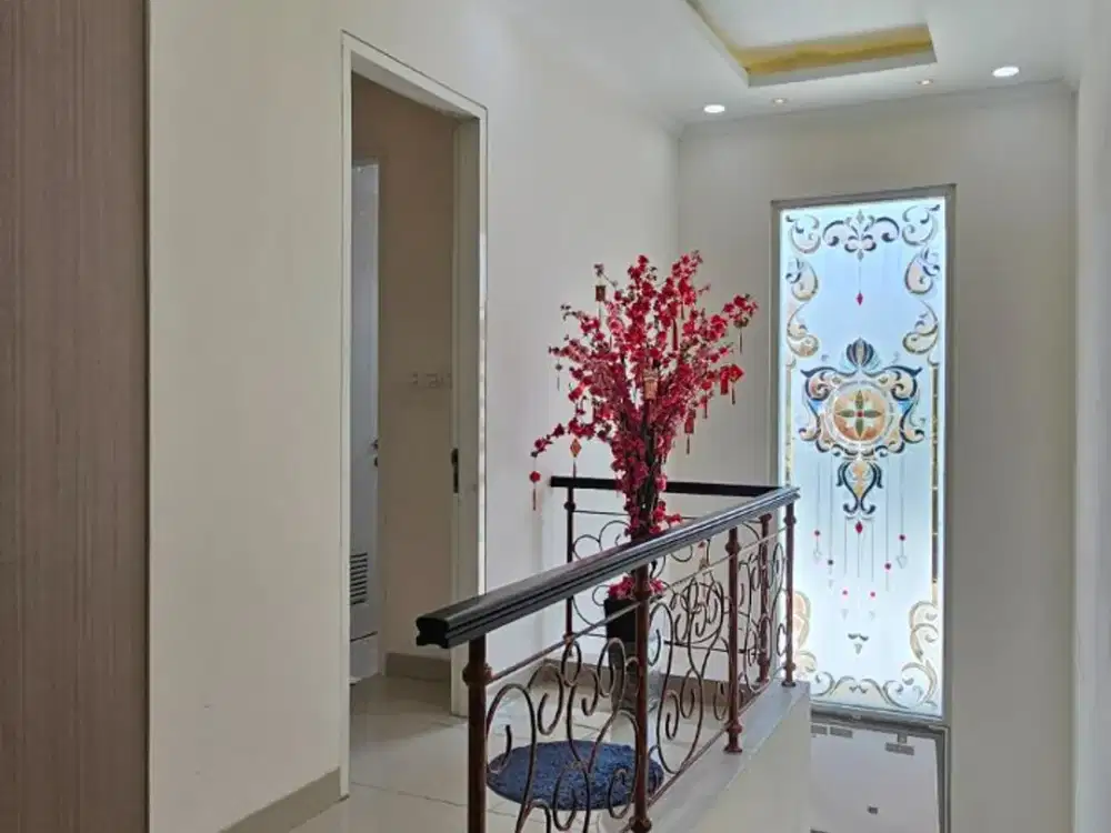 House For Sale: Cluster Alicante Gading Serpong