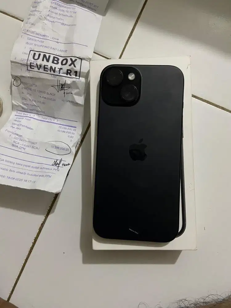 iphone 15 128gb ibox garansi on agustus 2026