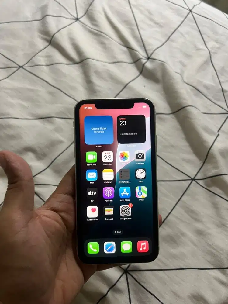 Iphone 11 64gb putih digimaps