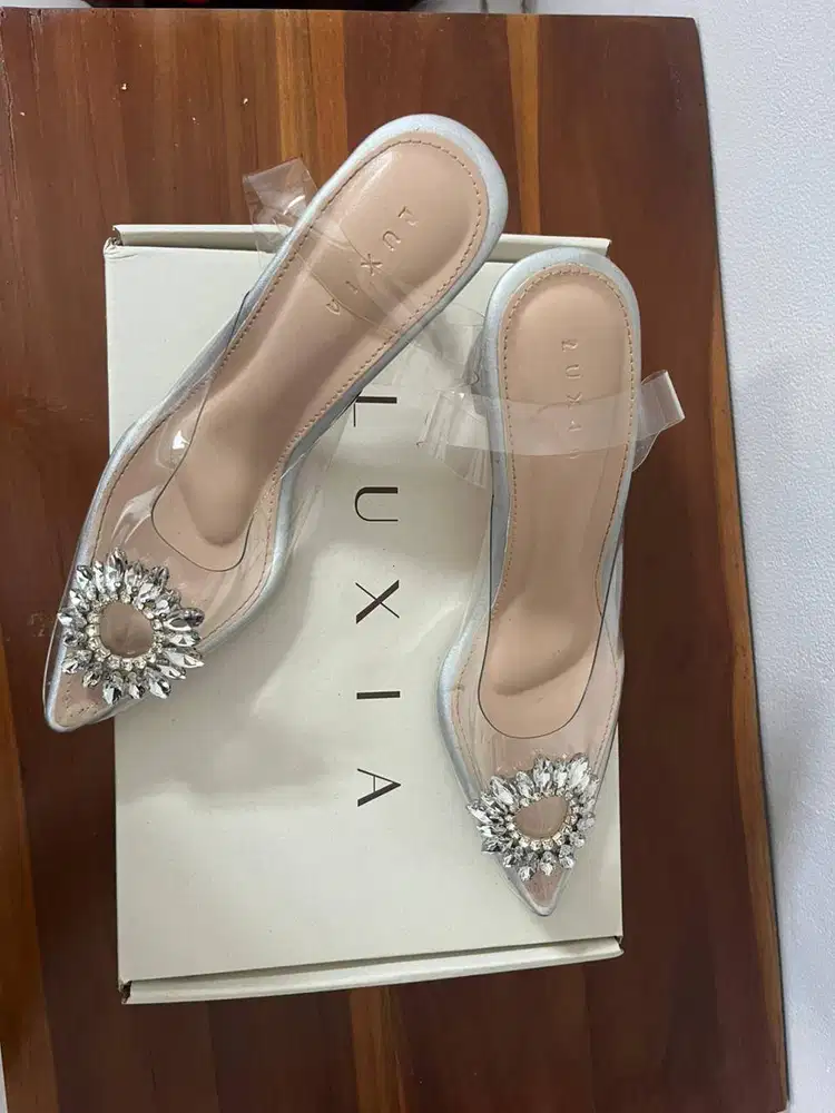 Luxia Amora Heels/ Sepatu