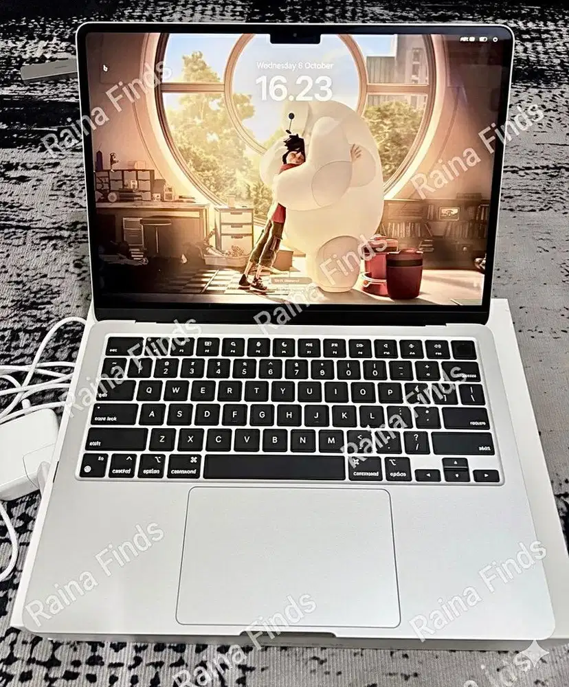 Macbook Air M3 - 13,6” SILVER - SECOND MULUS 100%
