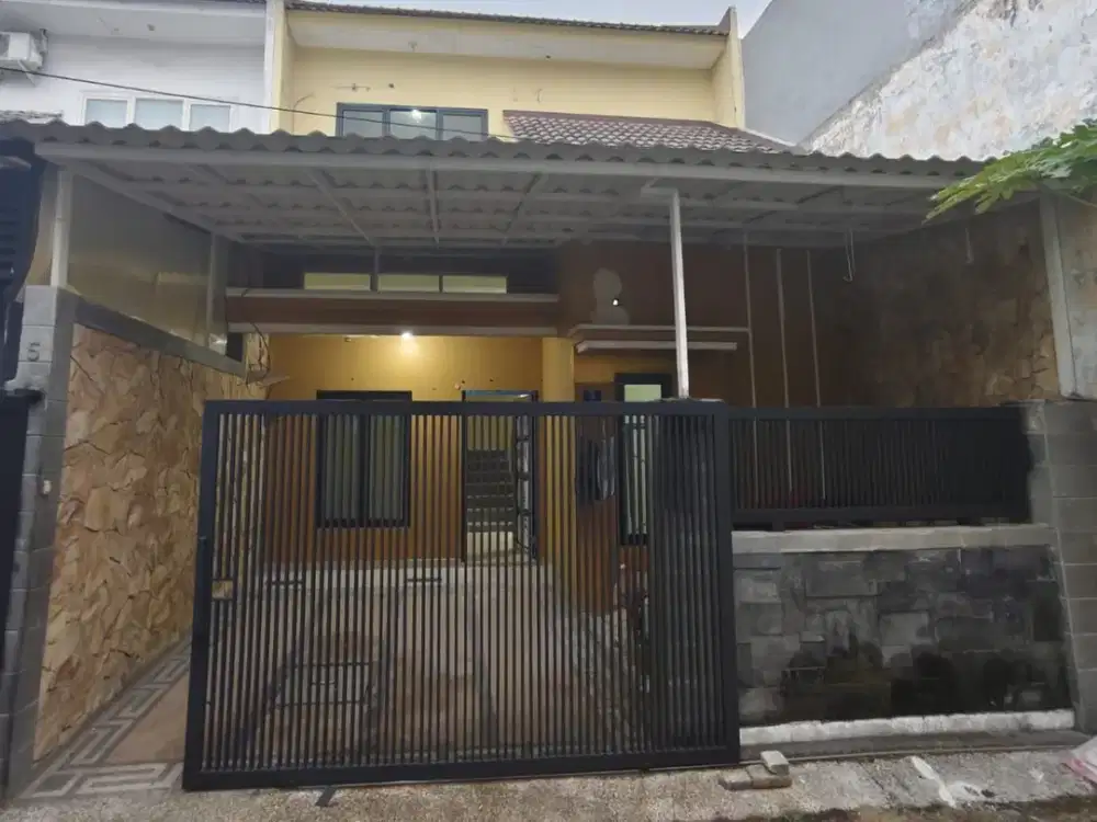 Rumah POJOK 1,5 Lantai Murah Baru Renov Di Perumahan Jambangan Gayungan Surabaya