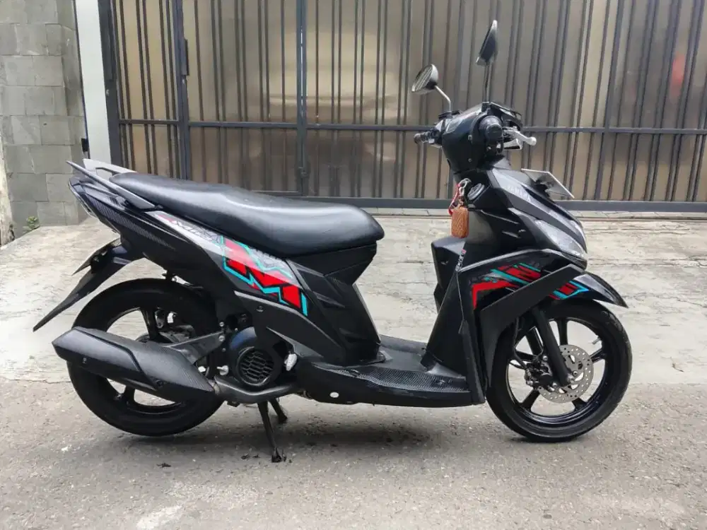 YAMAHA MIO M3 METALLIC BLACK 2022