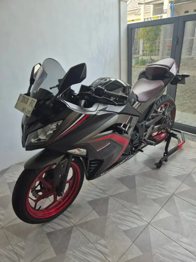 Ninja 250 SE ABS LTD 2017 2 Silinder