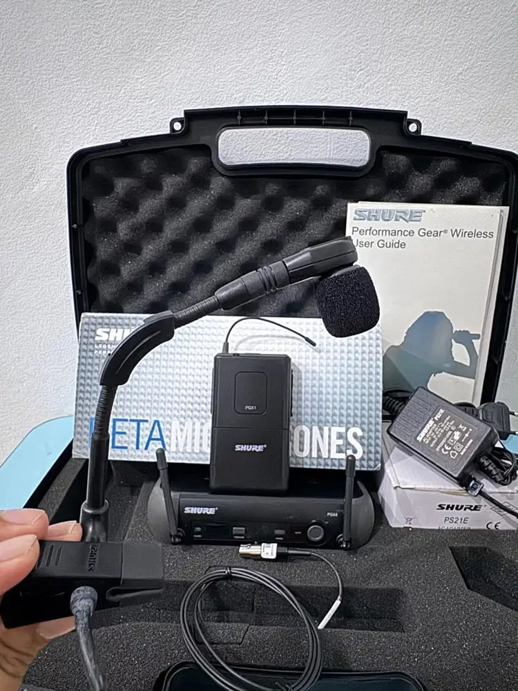 Shure PGX14 mic Shure WB98H/C Wireless Microphone Saxophone