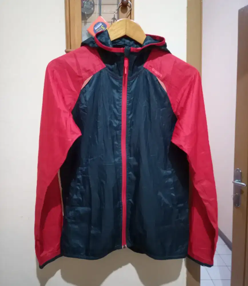Jaket Olahraga Adidas Outdoor Running Jacket Merah Navy Size M