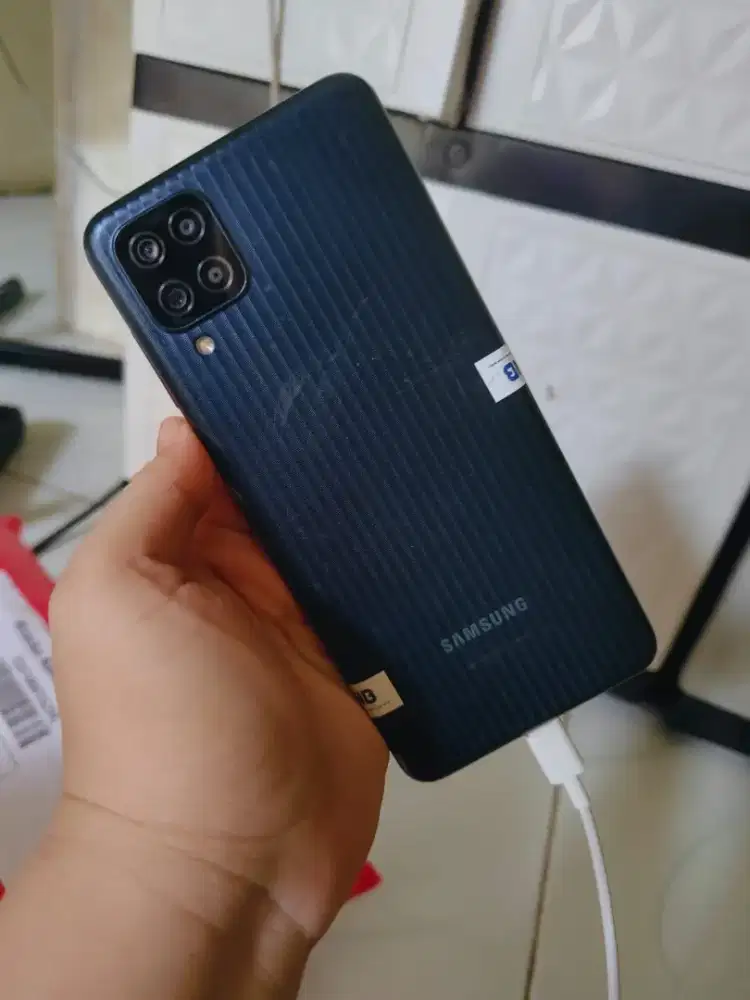 Samsung m12 4/64