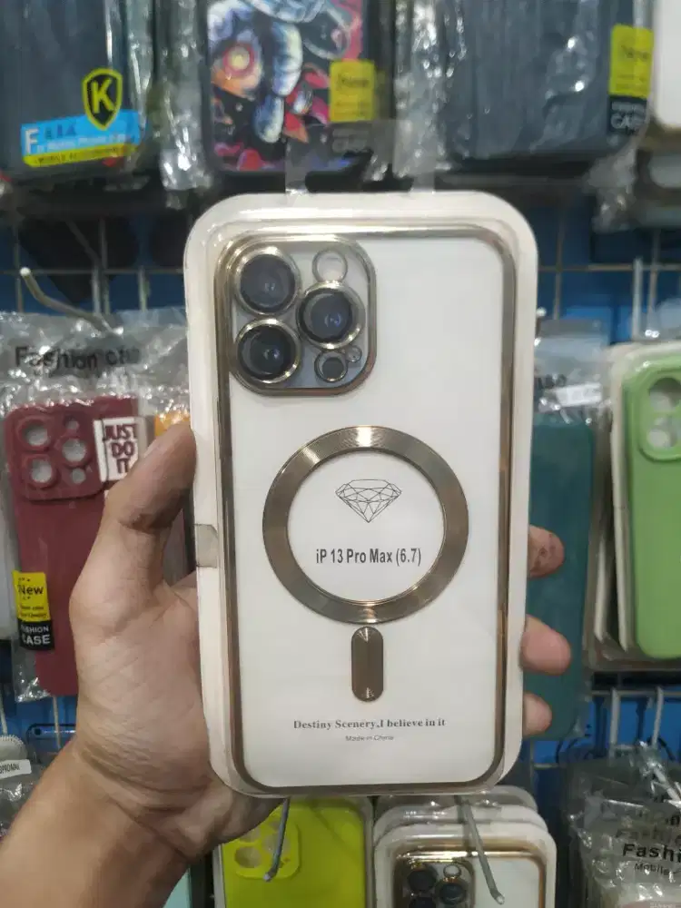 Cas magesafe iphone 13 pro max