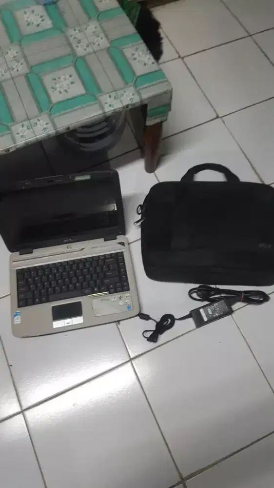 Laptop acer mati
