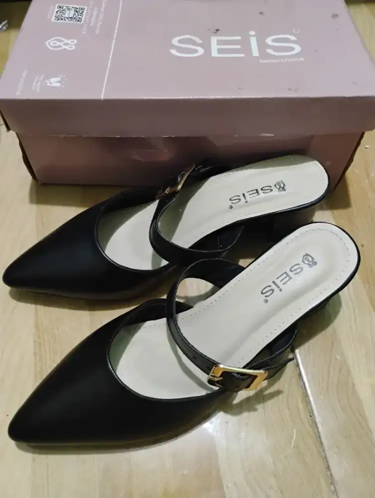 SEIS SANDAL MULES WANITA SZ 40