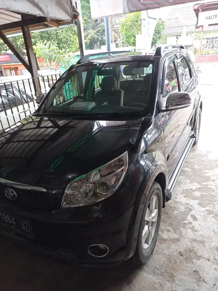 TOYOTA RUSH 2012 tangan pertama