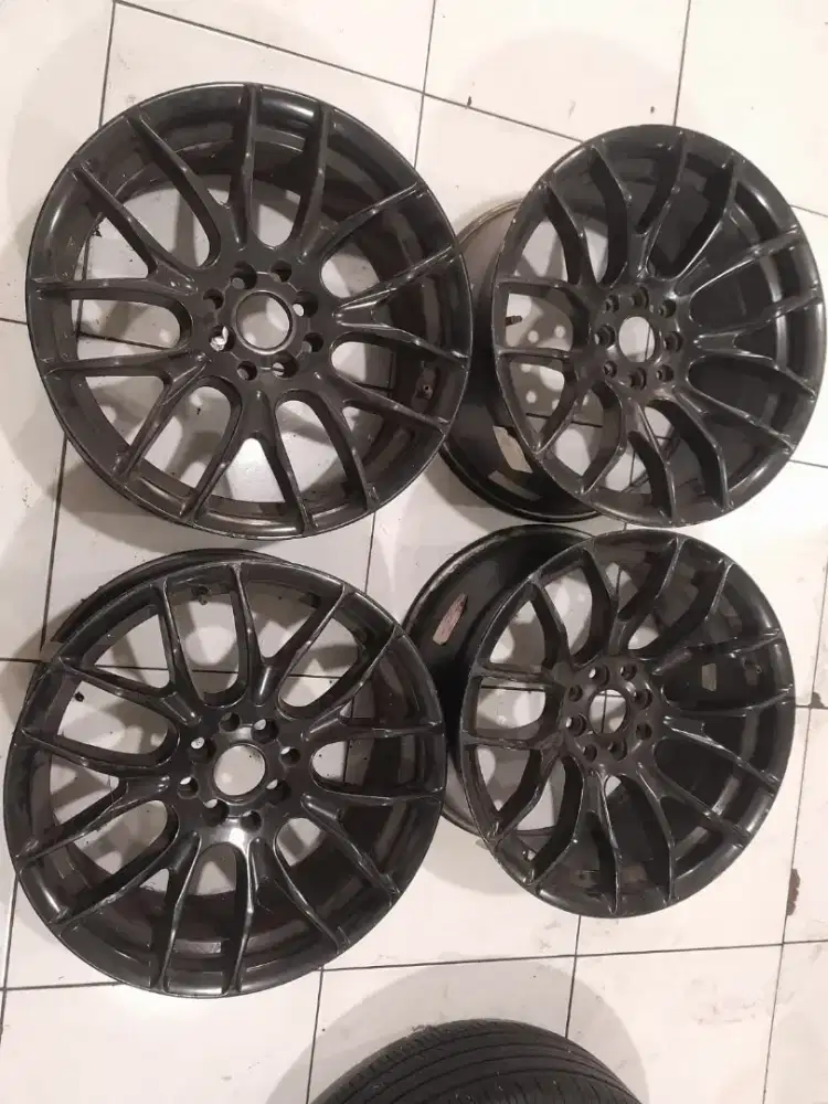 Jual velg second HSR Oster R17 lebar 7.5/9 et 42/35 pcd 4x100-4x114