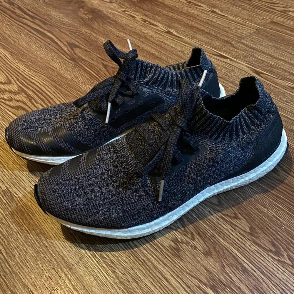 sepatu adidas ultraboost uncaged legend second original like new