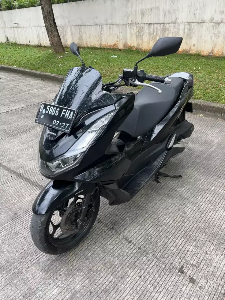 Pcx 160 ABS Hitam Glossy