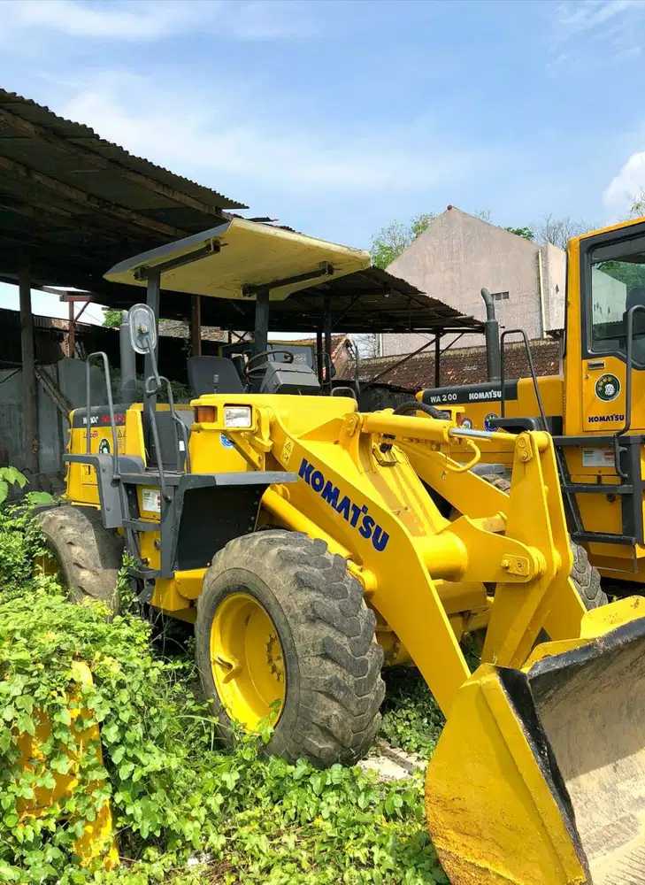 WHEEL LOADER KOMATSU WA100-3