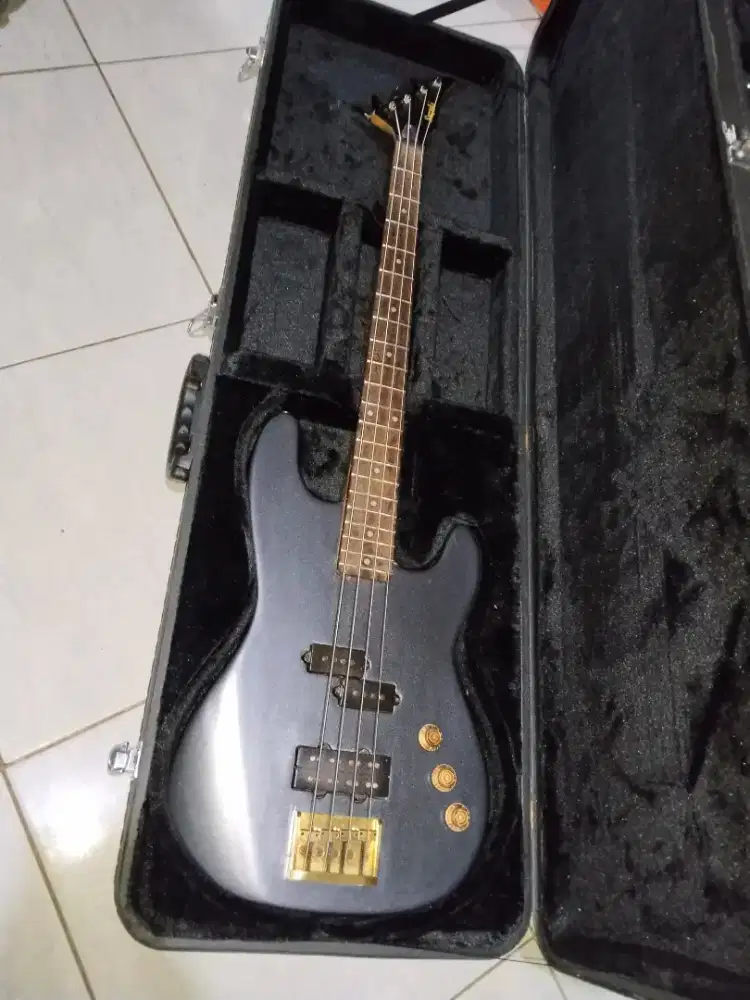 Bass elektrik super langka ori Suzuki japan thun 70-80an mantap