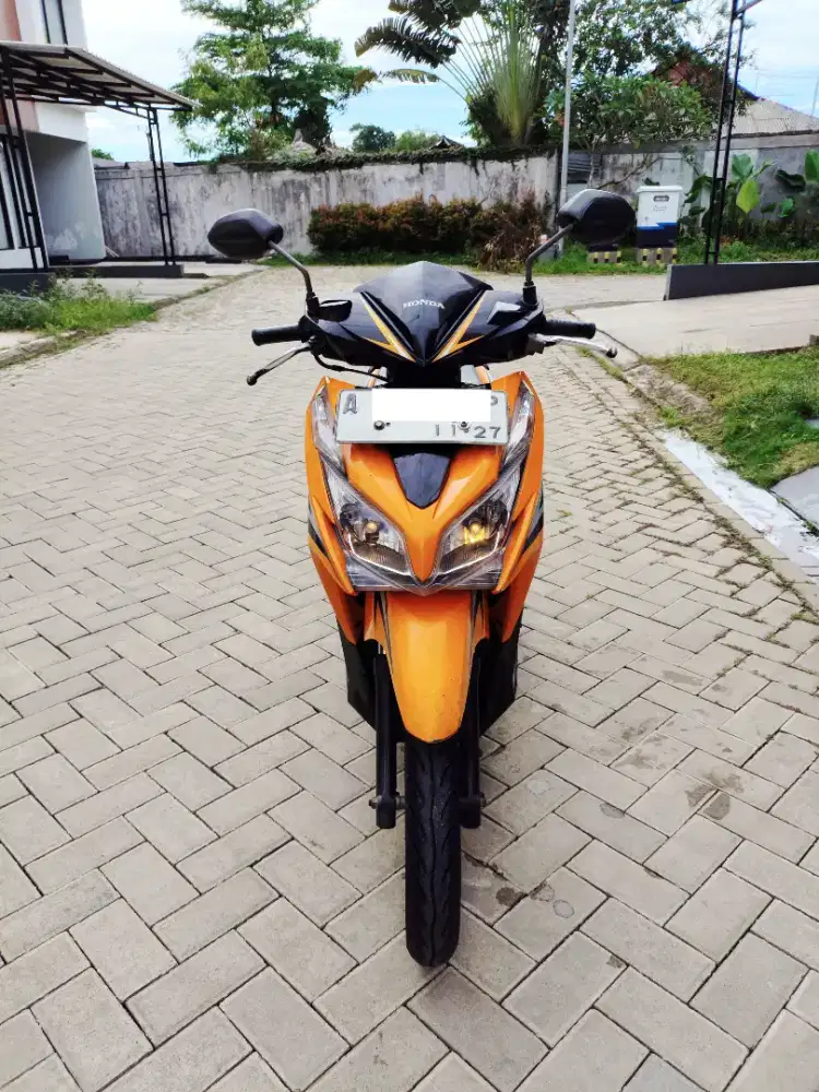 Honda vario 125 tahun 2012 jual murah