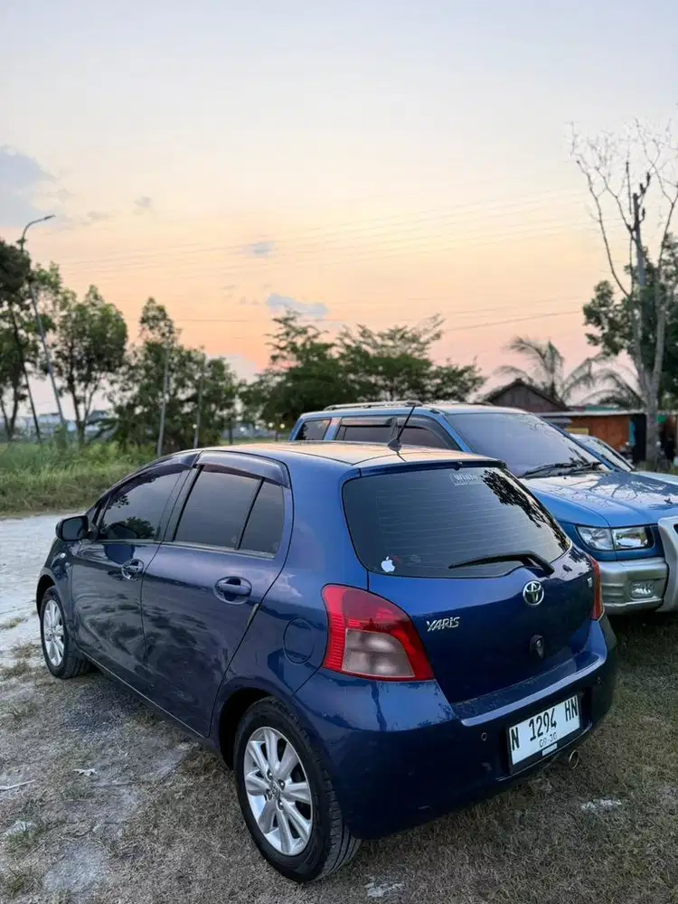 Yaris (e) 2006 matic low km
