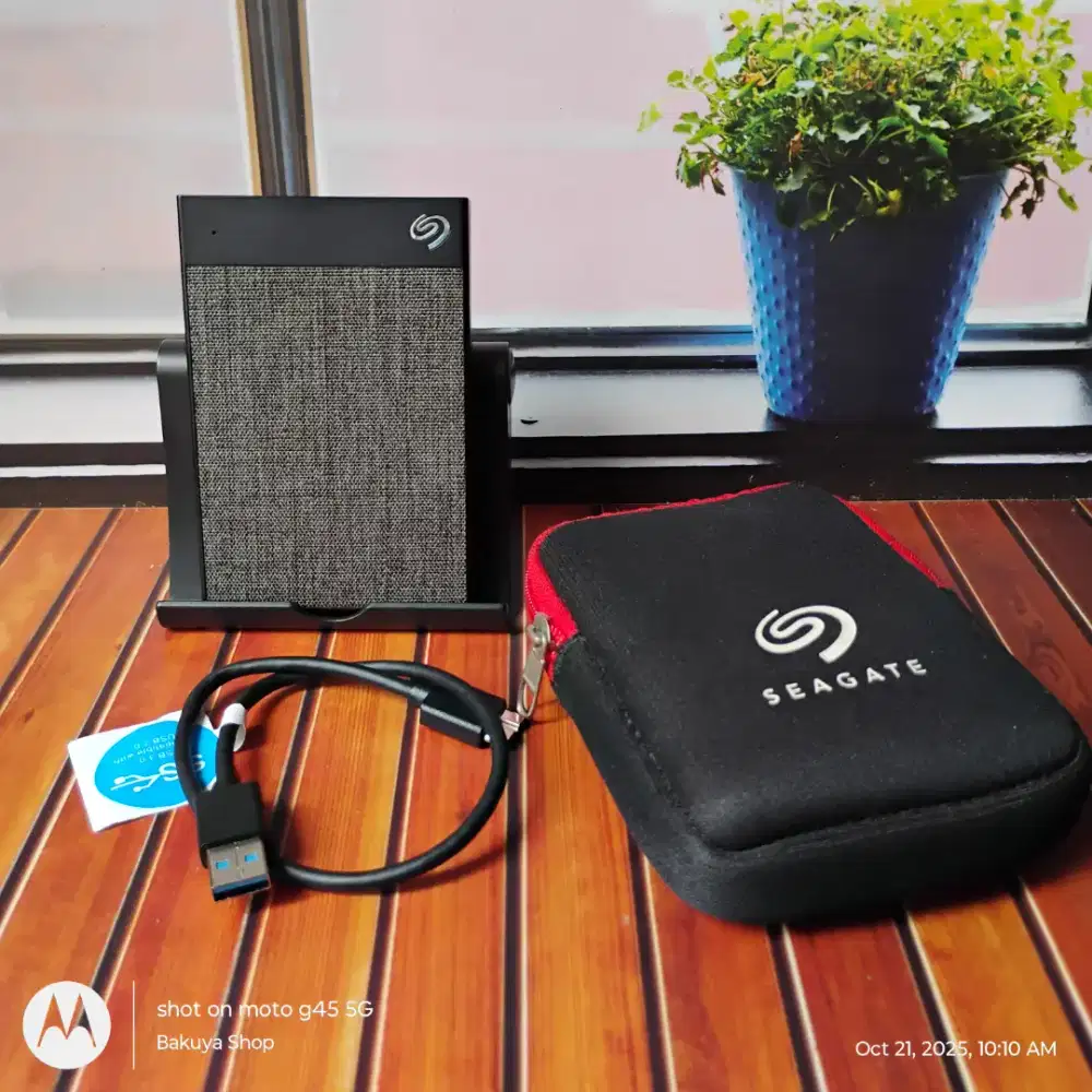 HDD Hardisk Harddisk External Seagate Ultra Touch 1TB Mulus Siap Pakai