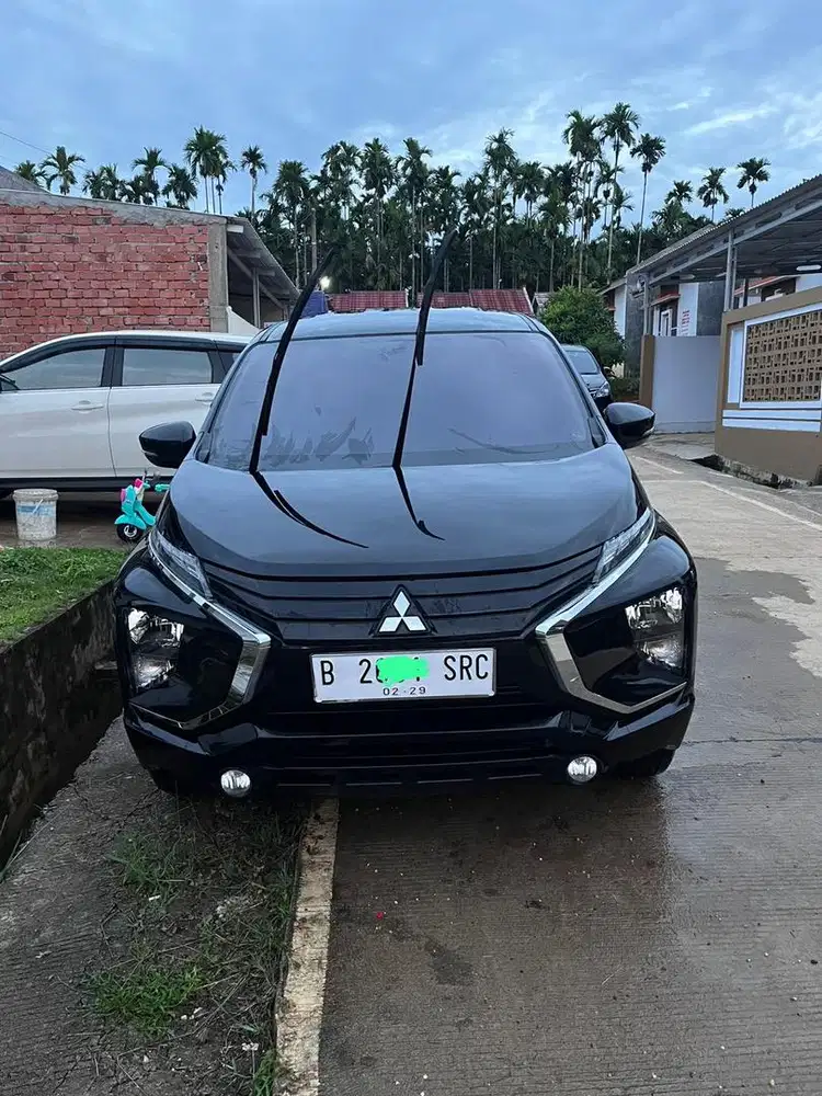 Xpander GLS MT KM Low