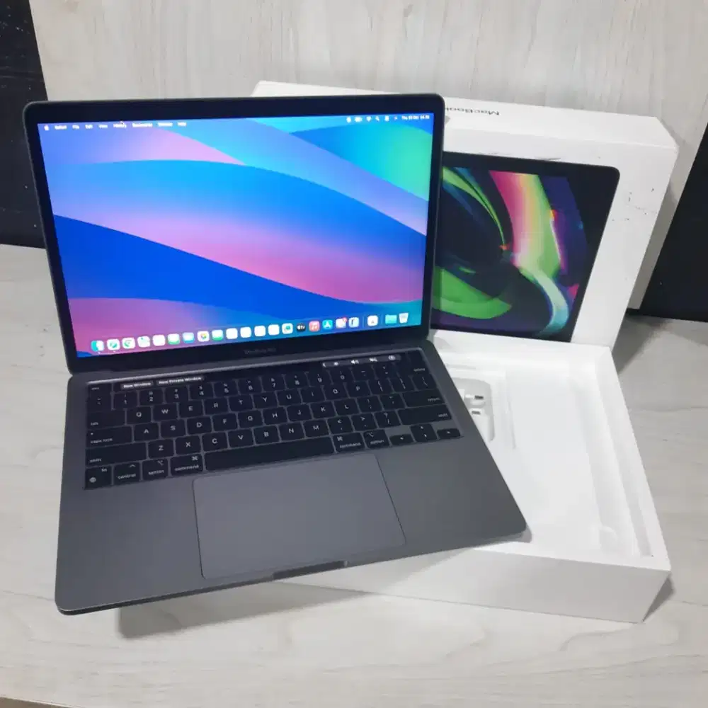 Macbook pro m1 2020 ram 8gb ssd 256gb fullset mulus ex ibox bisa cod