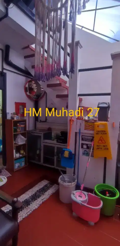 Hidden Gem, Kost Putri