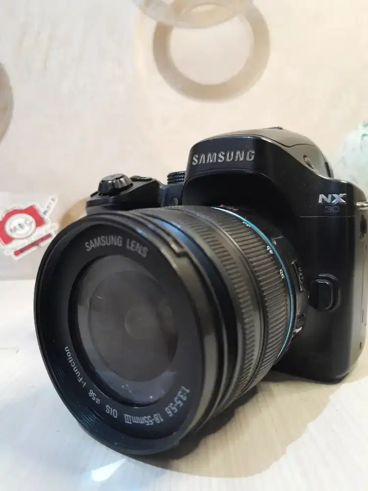 SAMSUNG NX 30 KIT 18 55 BERGARANSI