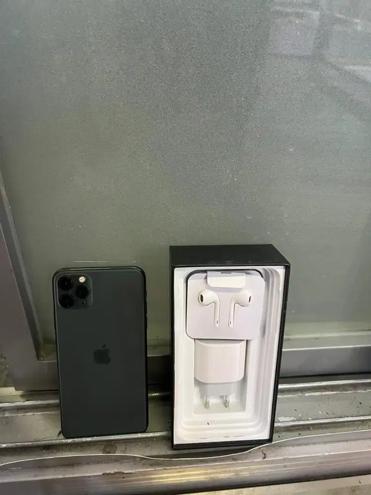 iphone 11 pro max 256gb oh yaa masih baru