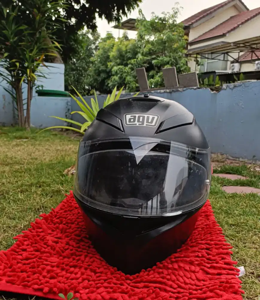 Helm AGV K3 SV  hitam doff