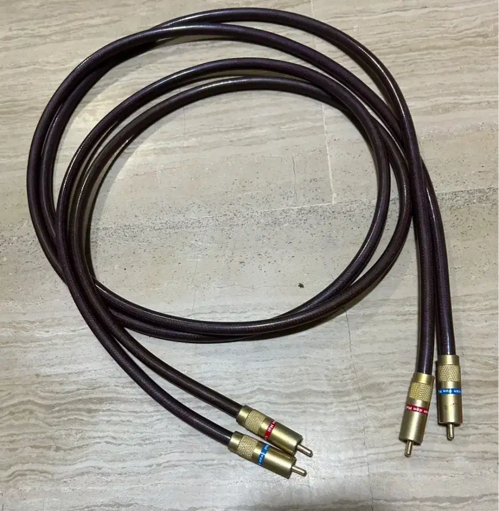Van Den Hul Mc silver iT 65G audio interconnect