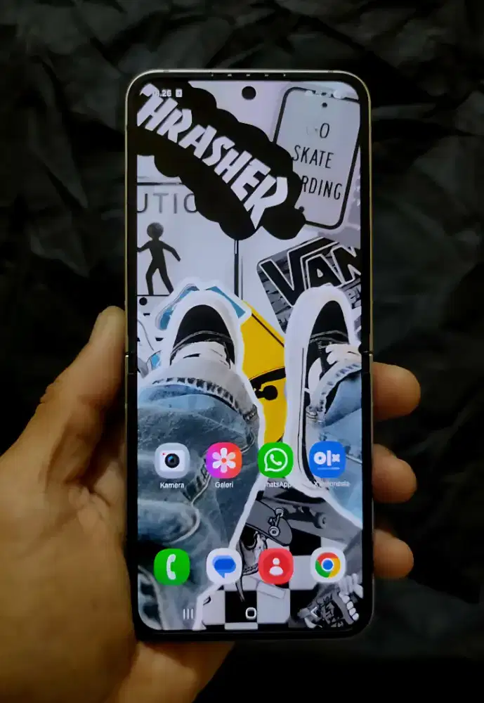 Z FLIP 6 12/256GB murah aja. Bisa tt