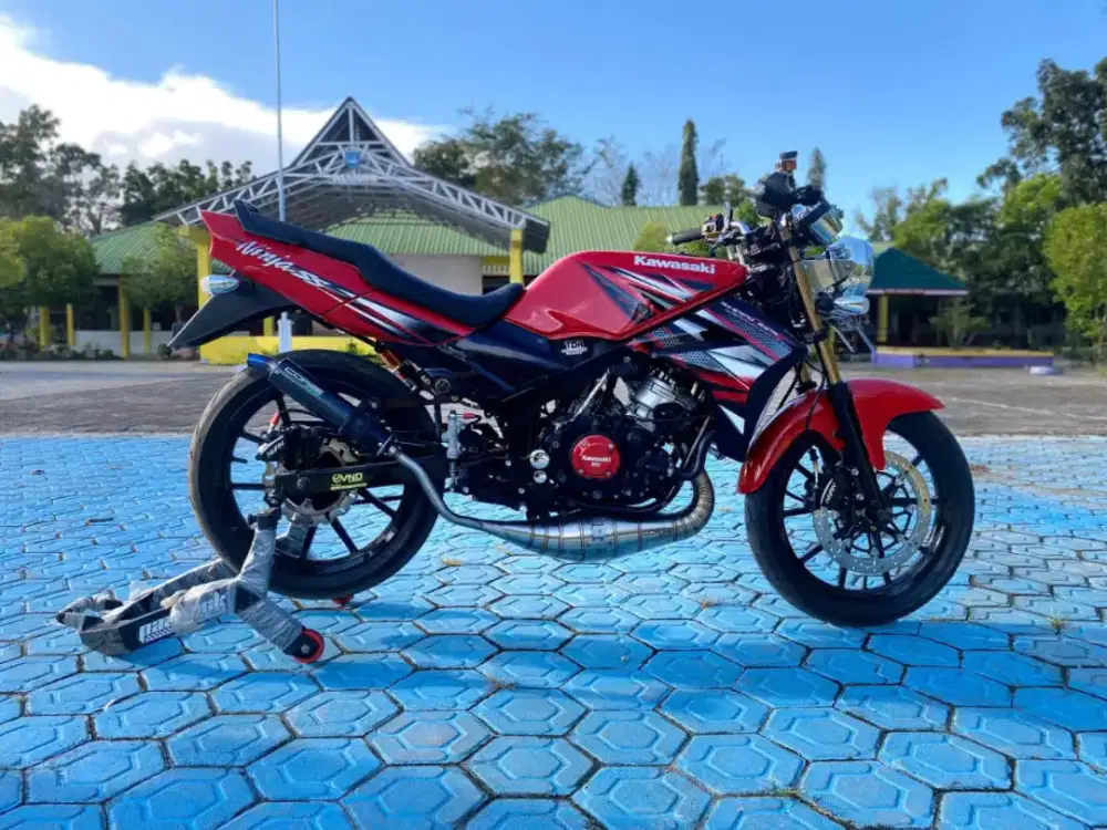 Kawasaki Ninja SS tahun 2013