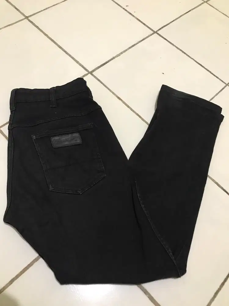 Celana jeans wrangler ori